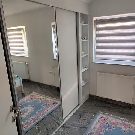 Sofia Apartment *