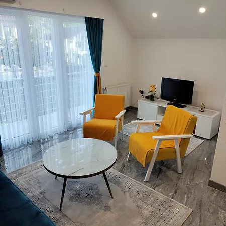Sofia Apartment *